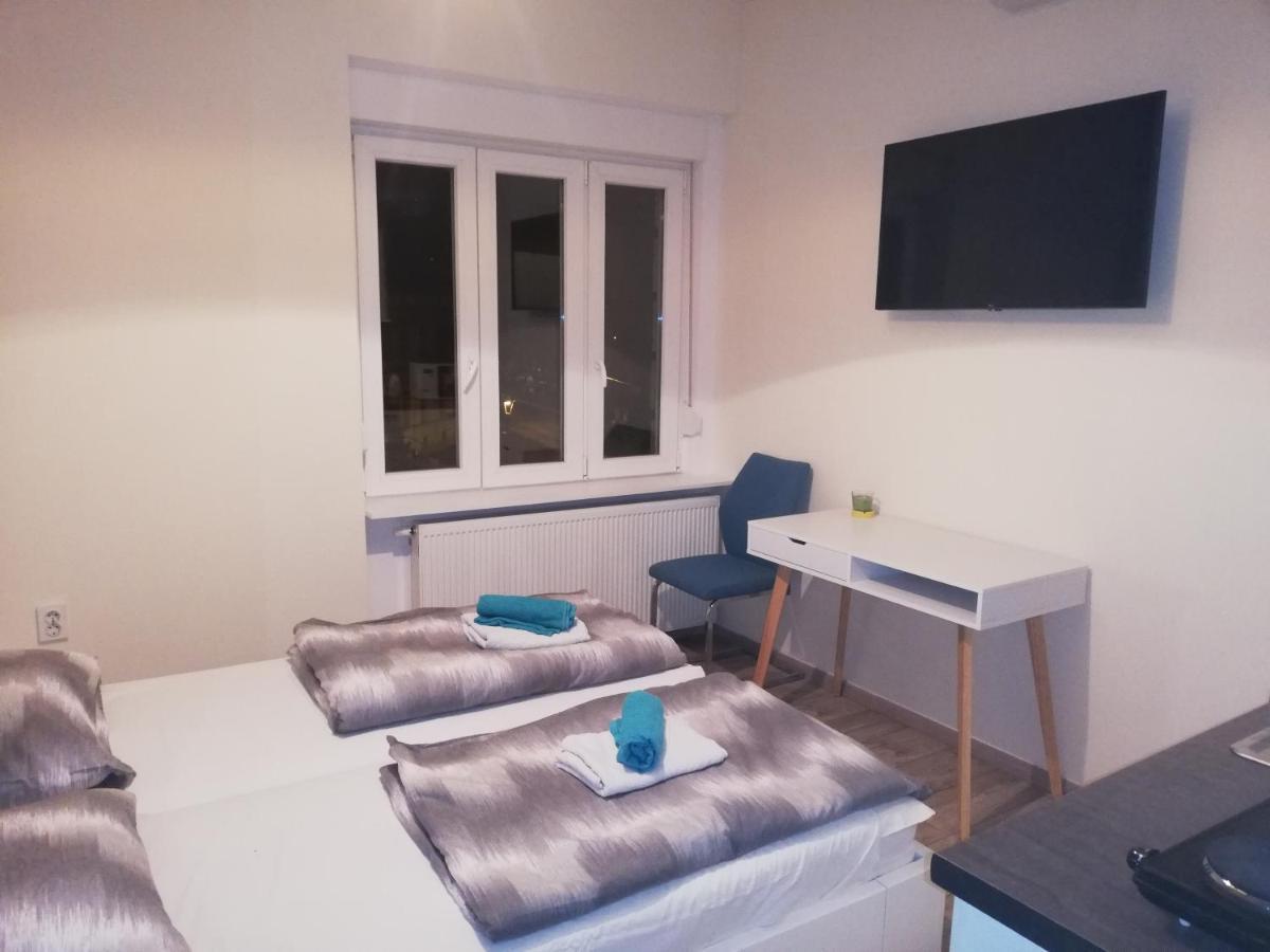 Angela Studio Apartments Ζάγκρεμπ Εξωτερικό φωτογραφία
